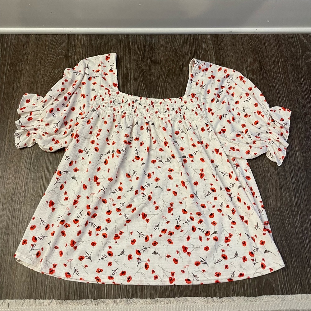 Cute blouse!